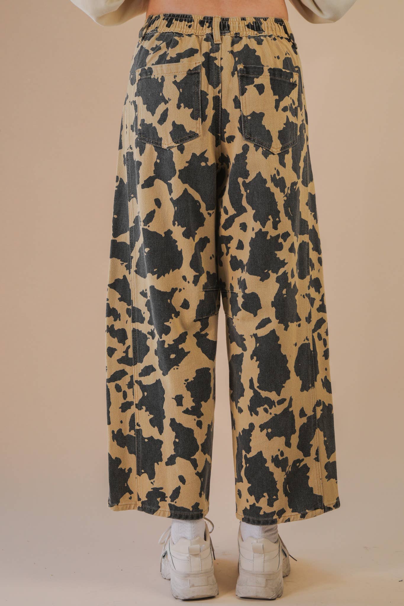 Leopard Printed Barrel Pants