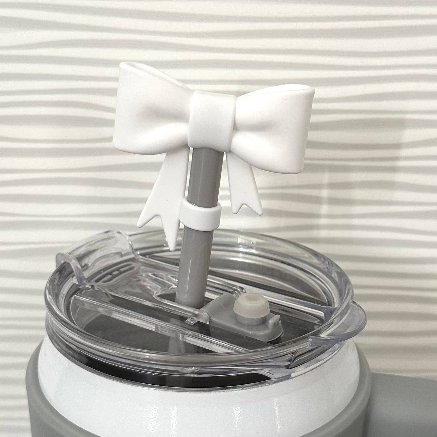 Straw Cover Topper Bow