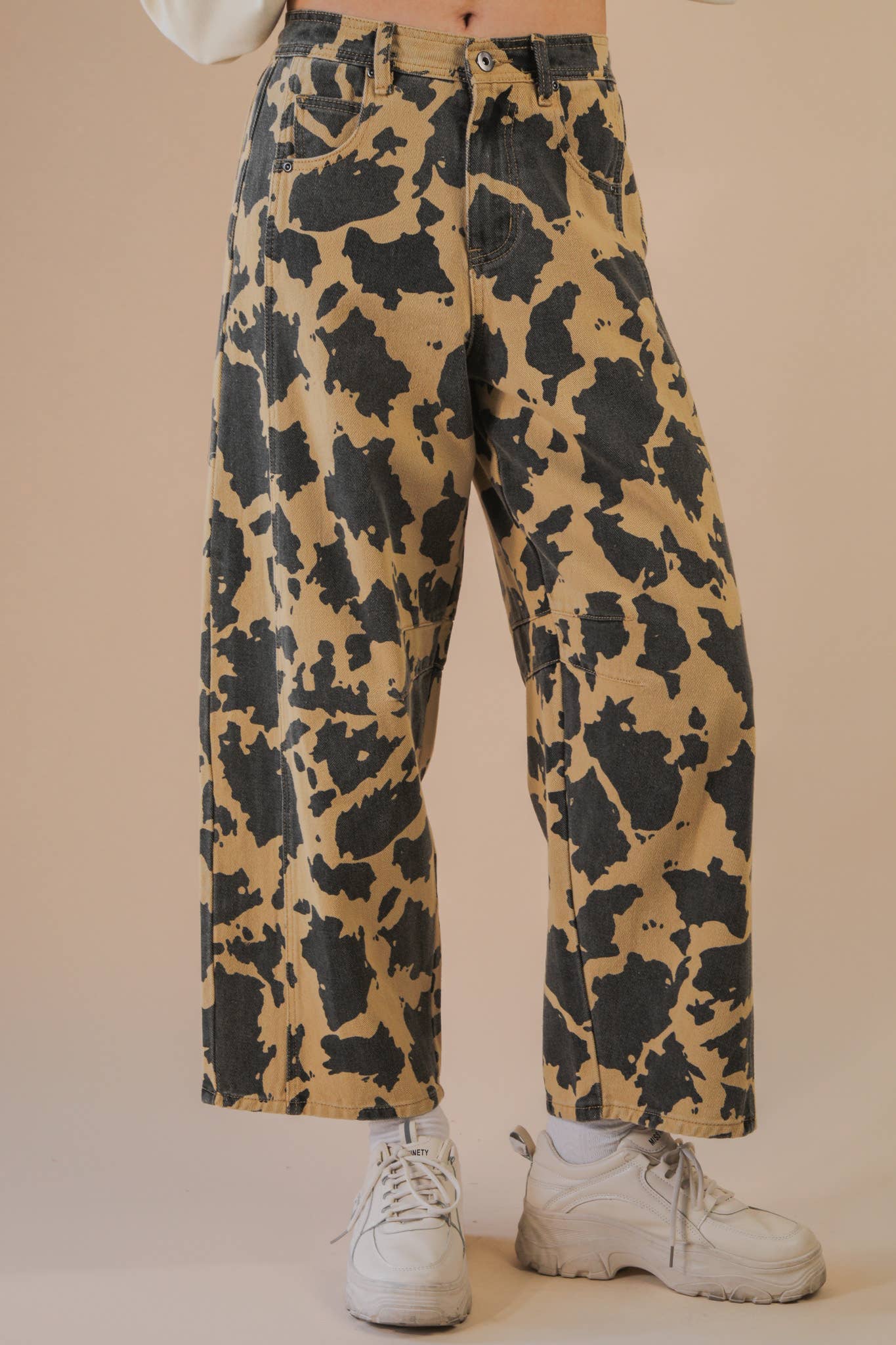 Leopard Printed Barrel Pants