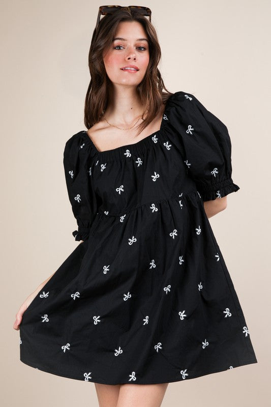 Carmyn Embroidered CURVY bow dress