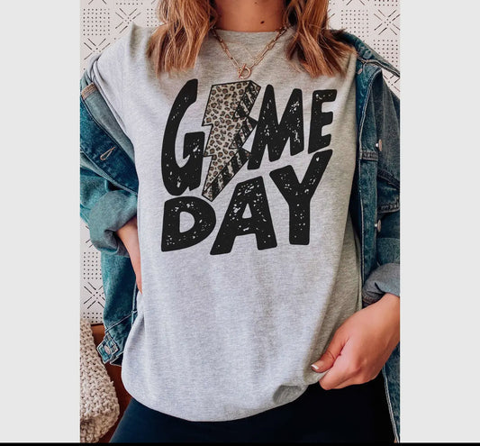 CURVY game day bolt